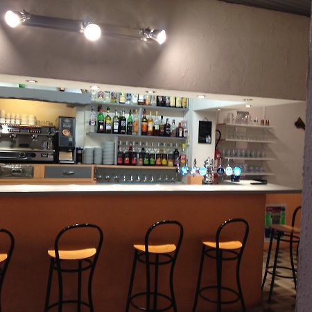 Bar Hotel De La Place Mezel Εξωτερικό φωτογραφία