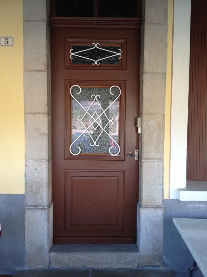 Bar Hotel De La Place Mezel Εξωτερικό φωτογραφία