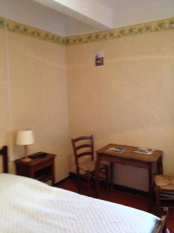 Bar Hotel De La Place Mezel Εξωτερικό φωτογραφία