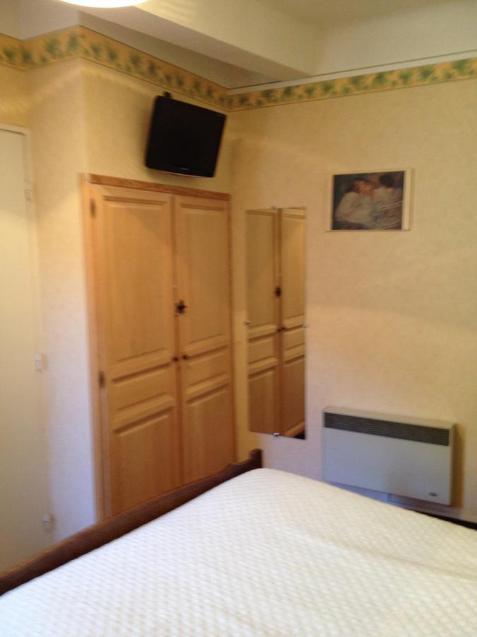 Bar Hotel De La Place Mezel Εξωτερικό φωτογραφία