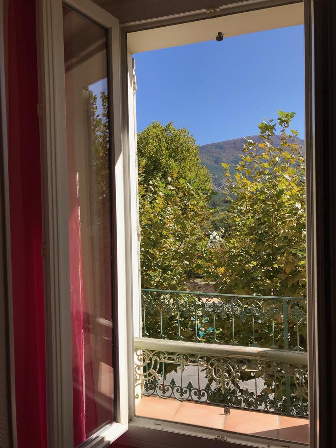 Bar Hotel De La Place Mezel Εξωτερικό φωτογραφία